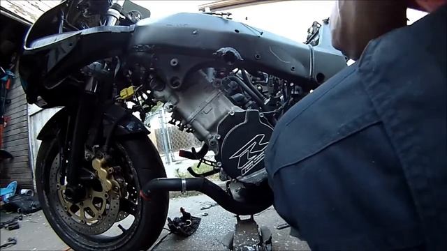 k1 gsxr 600 k4 750 motor swap смотреть онлайн
