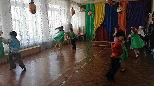 277 Ансамбль «Солнышко» Народная кадриль смотреть онлайн