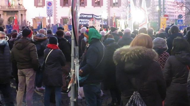 Milano, Piazza Fontana, 12 dicembre 1969-2021, Paolo Silva legge i nomi delle vittime смотреть онлайн