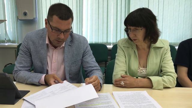 Муниципальные контракты необходимо контролировать жителям смотреть онлайн