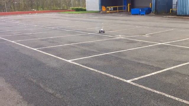 Team infinity .21js in a Acme rc nitro truck смотреть онлайн