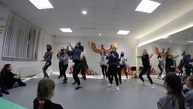 Феникс / Хэллоуин / выступление группы dancehall смотреть онлайн