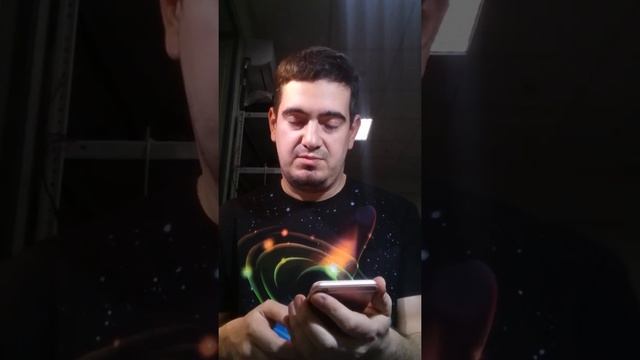 Что делать, если Iphone перезагружается каждые 30 секунд во время работы и просит ввести пароль. смотреть онлайн