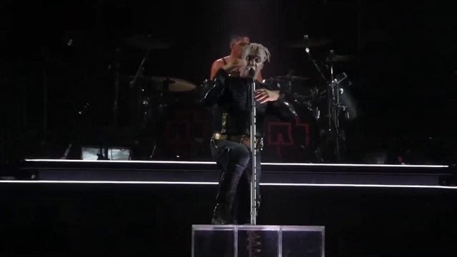 Rammstein - Radio (Live Video - 2022 Stadium Tour) смотреть онлайн