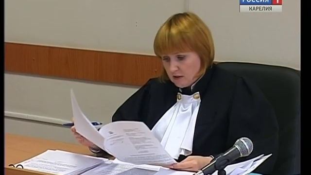 Мэрия через суд требует выселить жильцов из их квартир смотреть онлайн