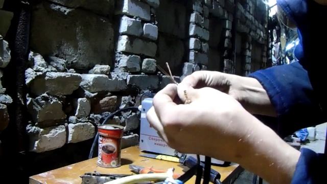 Простой способ сварки скруток смотреть онлайн