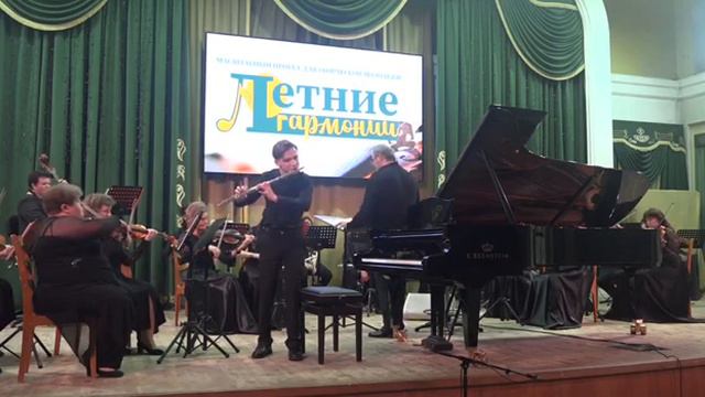 C.Stamitz - "Concerto for flute and orchestra G major" смотреть онлайн