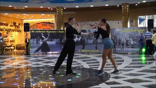 Выступление ТСК Каприз смотреть онлайн