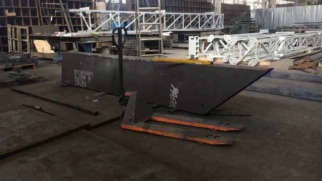 Металлический навес для загородного клуба