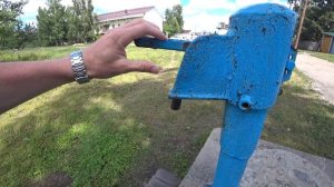 ДЕРЕВЕНСКАЯ КОЛОНКА С ВОДОЙ