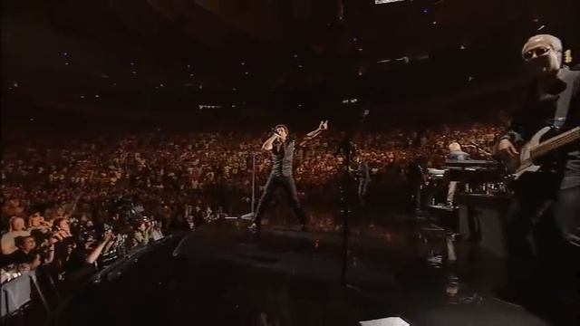 Bon Jovi - Born To Be My Baby (Live at Madison Square Garden) смотреть онлайн