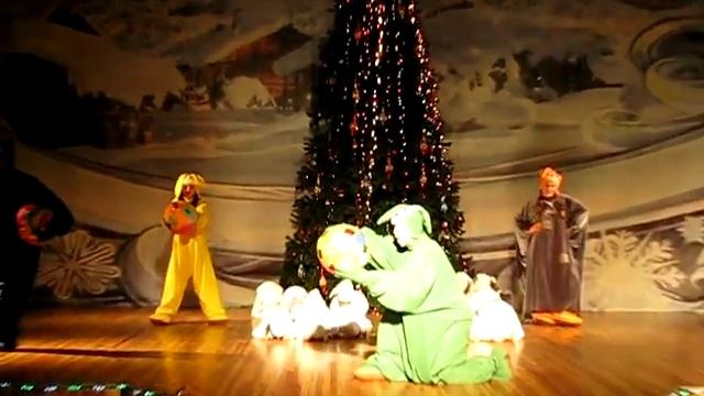 новогодняя елка для детей Ч1 г. Павлоград МКДЦ МИР 25.12.2016 смотреть онлайн