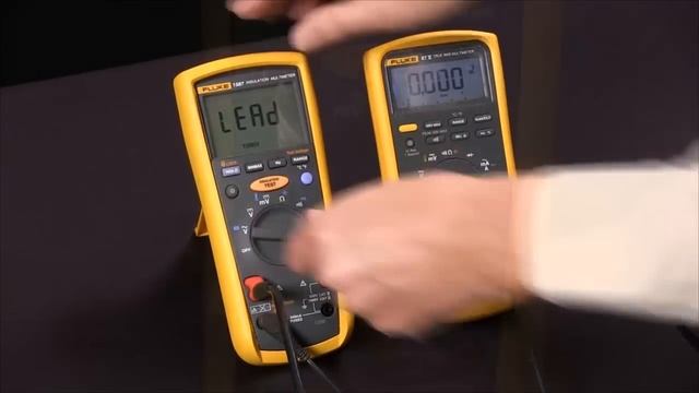 How to Measure Insulation Resistance With The Fluke 1587 смотреть онлайн