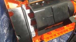 Электрический Снегоуборщик CARVER STE 2346. Разборка - Видео №2