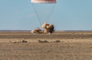 Вездеход КРЕЧЕТ на посадке космонавтов. Союз МС-02 (Апрель 2017)