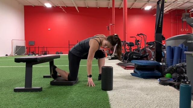 Couch Stretch progression for hip flexors смотреть онлайн