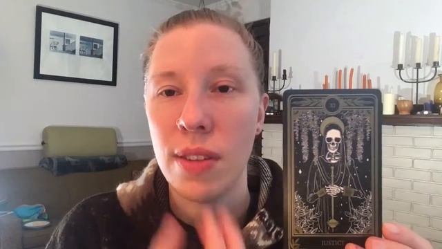 The Marigold Tarot Unboxing смотреть онлайн