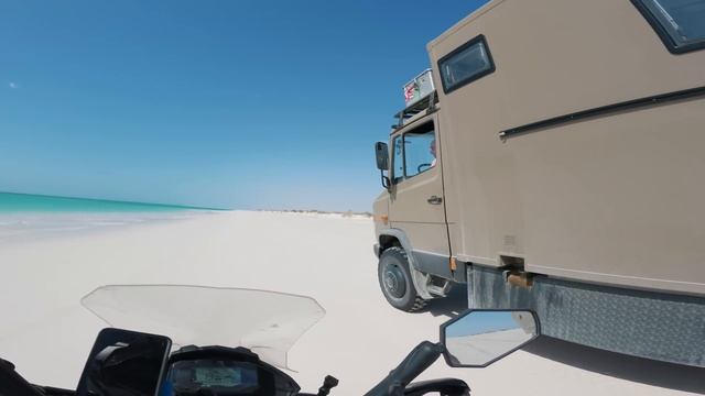 Insane Wild Camping Spot on the Way to Salalah S06 EP.116 | MIDDLE EAST Motorcycle Tour смотреть онлайн