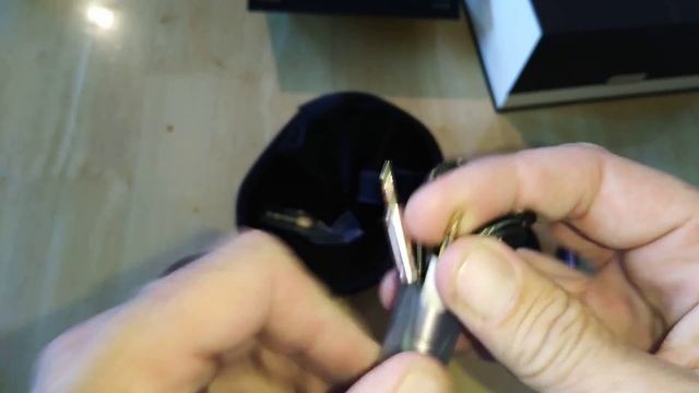 Unboxing - The #1More Triple Driver Over Ear Headphones. #Tech #Headphones смотреть онлайн