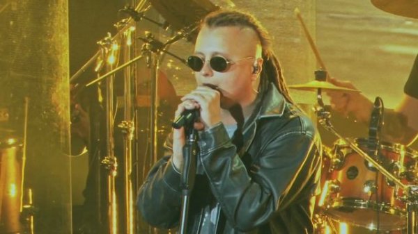 Pink Floyd - Us And Them. Cover by Floyd Universe.