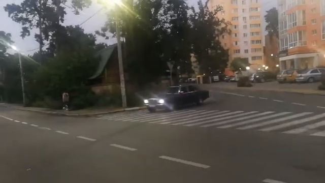 1:1 Mercedes-benz 250 W123 смотреть онлайн