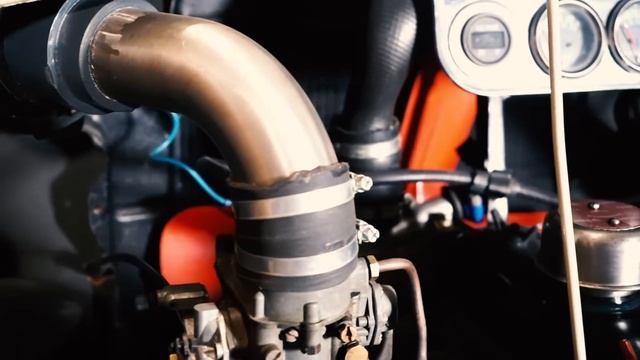 RENAULT 4 4, los primeros coches que se vieron en nuestras carreteras. смотреть онлайн