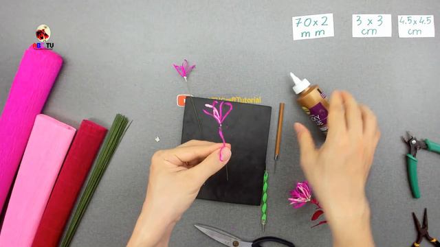 ABC TV | How To Make Chinese Fringe Flowers With Crepe Paper - Craft Tutorial смотреть онлайн