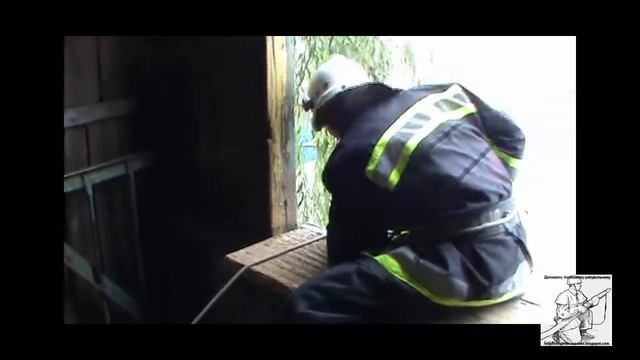 Самоспасание с 4 го этажа учебной башни (с локтя) смотреть онлайн