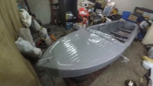 Проект  Казанка 4 серия Покраска лодки валиком и кисточкой