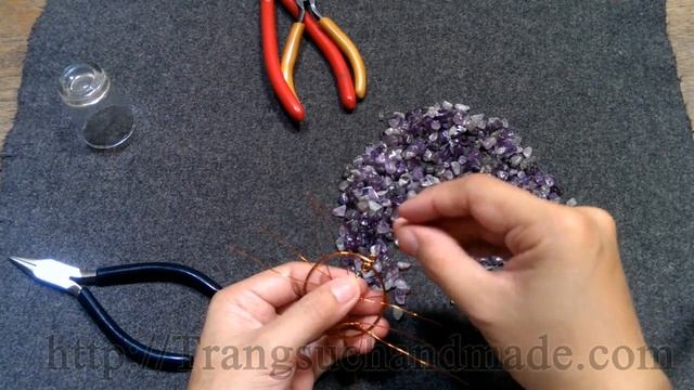 Simple "Tree of life" - How to make wire jewelry 102 смотреть онлайн