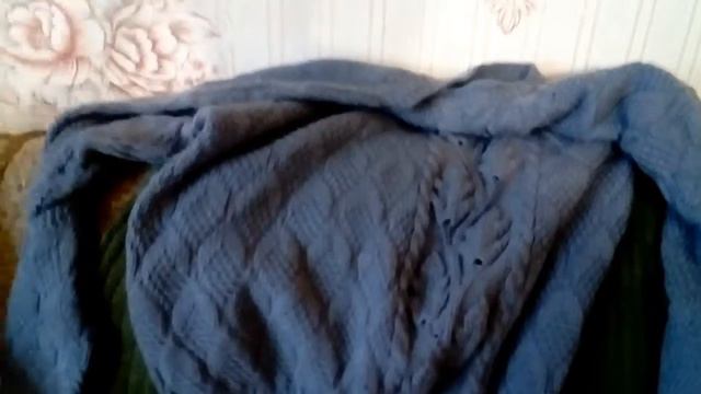 Свитер с дубовыми листьями и о том и сём смотреть онлайн