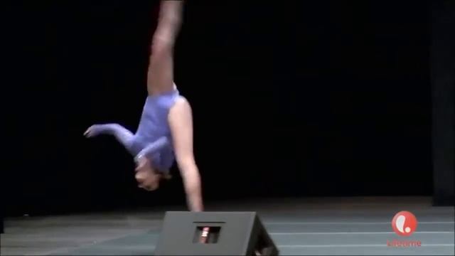 Dance Moms: Full Solo: Kendall Vertes "Natalie Wood" (Season 6, Episode 10) смотреть онлайн