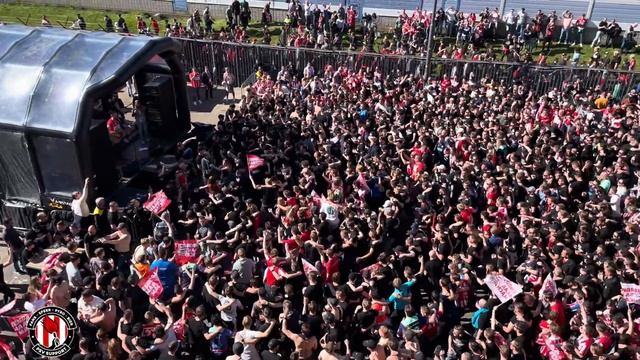 Sfeer op het PSV Fanplein : Bekerfinale PSV-Ajax : 17/04/2022 : 2-1 смотреть онлайн