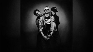 Nirvana - Smell like Teen Spirit ( No Guitar ) Backing Track