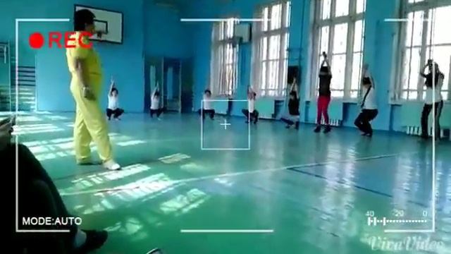 VLOG:Урок ФИЗРЫ :) У 6-А КЛАССА. ДЕЛАТЬ БЫЛО НЕЧЕГО))) смотреть онлайн