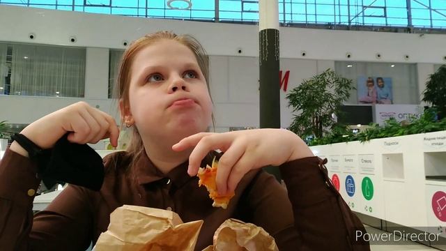 Что происходит с такси/Подарки/Готовим завтрак/У нас обновки.