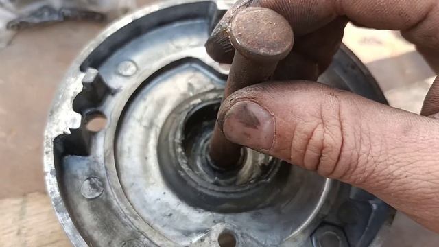 Ремонт стартера комбайна Massey Ferguson 186 смотреть онлайн