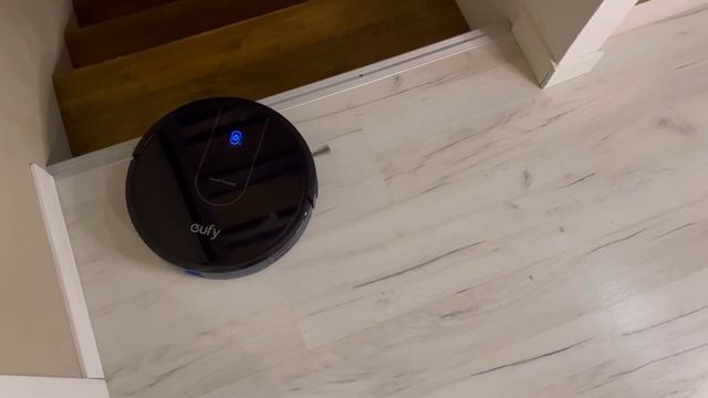 Моя ежедневная уборка ? Что я делаю каждый день? Убирайся со иной? Новый пылесос RoboVac 15C смотреть онлайн