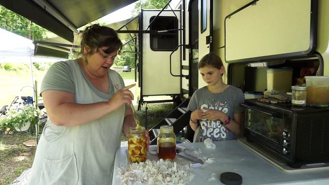 EASY How to Make Fermented Garlic ** Stocking the Larder смотреть онлайн