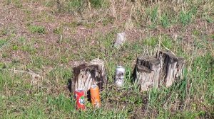 СТРАЙКБОЛЬНЫЙ АВТОМАТ. СТРЕЛЯЕМ ПО ЖЕРСТЯНОЙ БАНКЕ. СТРЕЛЯЕМ С СТРАЙКБОЛЬНОГО АВТОМАТА.