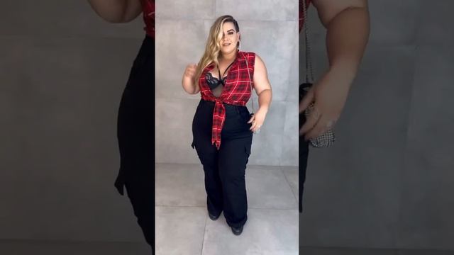 Fashion in swimsuits for fat women with wide buttocks 2023???? смотреть онлайн