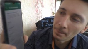 Почему в WhatsApp не видит контакты