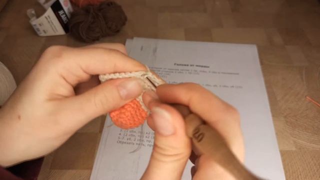 Бычок крючком, подвеска, брелок, ёлочная игрушка, ЧАСТЬ 1 // Подробный МК смотреть онлайн