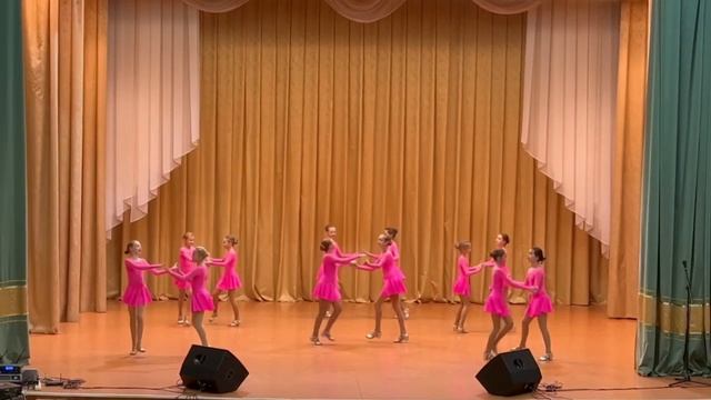 Бальный танец «Ча-ча-ча»(Мечта,Кричев) смотреть онлайн