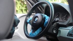 Как ПОКРАСИТЬ РУЛЬ Реставрация ЗАТЕРТОЙ КОЖИ РУЛЯ Баллончиком Краски