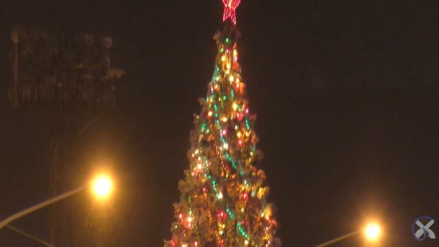 "Новый год на площади Ленина" смотреть онлайн