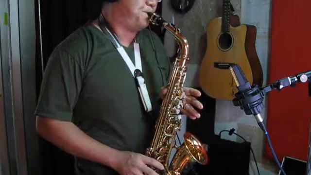 Raise Me Up on alto saxsophone смотреть онлайн