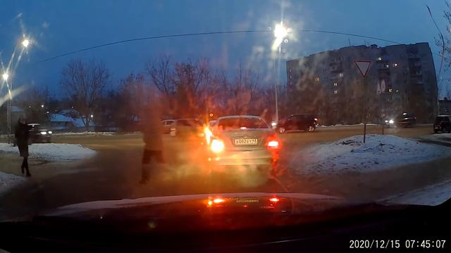 Дорога от садика на Перевощикова 15.12.2020 город Кирово-Чепецк смотреть онлайн
