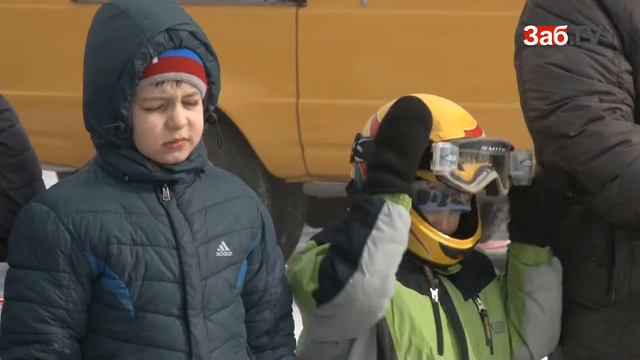 Читинские картингисты устроили гонки на льду Кенона смотреть онлайн