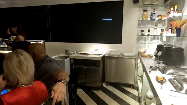 Отмечаем Новый Год в Мумбаи? смотреть онлайн